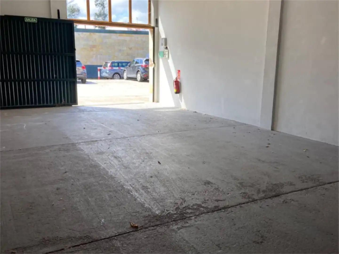 Lagerraum zur Miete in Rúa Thomas Price, 3, Dorneda Parkplatz von Lagerraum zur Miete in Oleiros