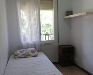 Bedroom of Flat to share in  Barcelona Capital  with Balcony