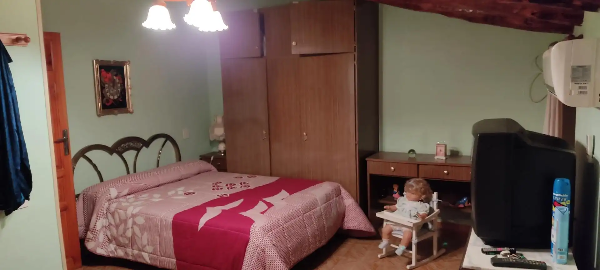 Einfamilien-Reihenhaus zum Verkauf in Yeste Schlafzimmer von Einfamilien-Reihenhaus zum Verkauf in Yeste mit Klimaanlage, Möbliert und Ofen
