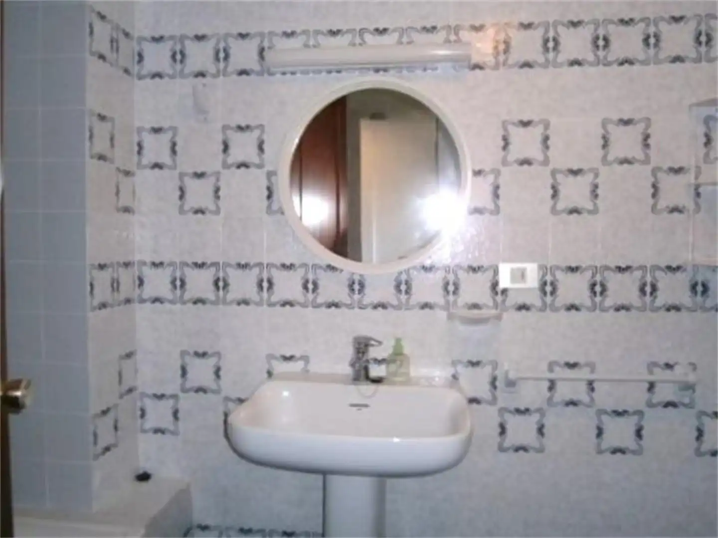 Baño de Apartamento de alquiler en Gandia con Jardín privado, Terraza y Piscina