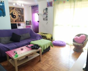 Living room of Flat to share in  Madrid Capital  with Air Conditioner, Terrace and Balcony