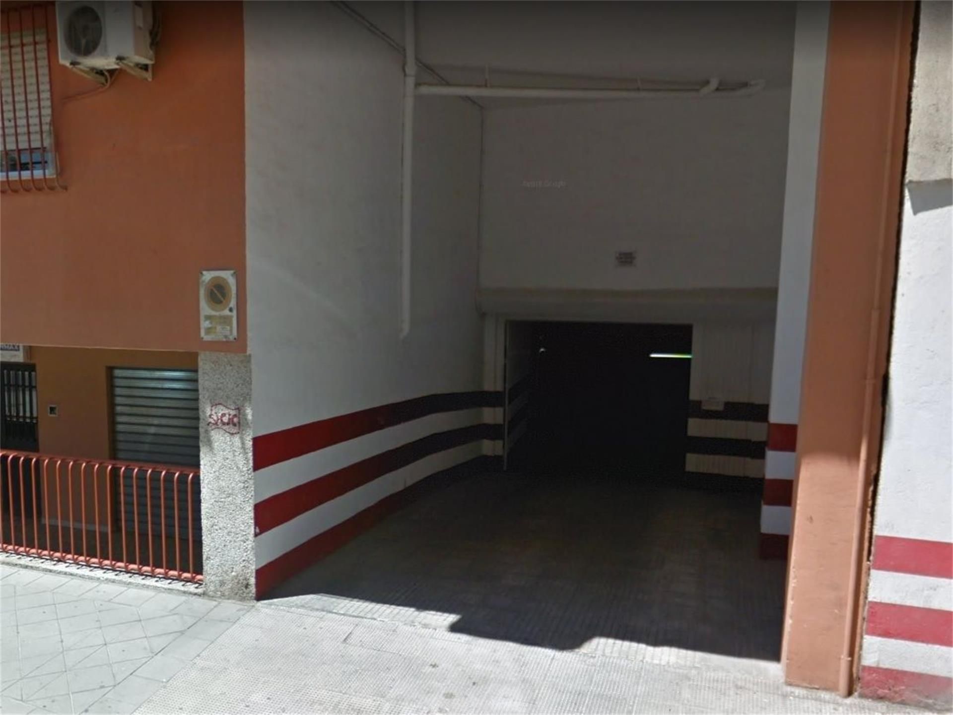 Parking of Garage to rent in  Granada Capital