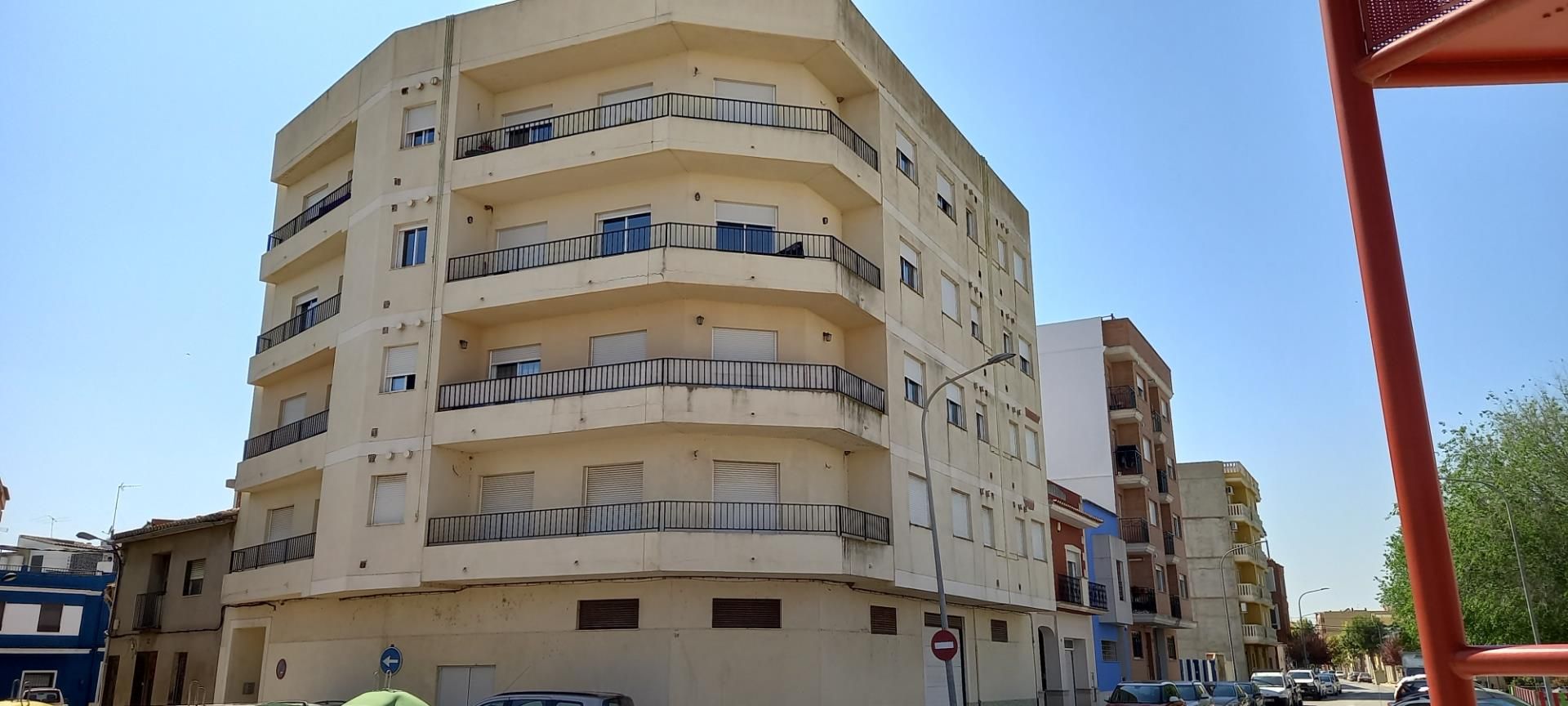 Vista exterior de Pis en venda en Sollana amb Aire condicionat, Terrassa i Videoporter