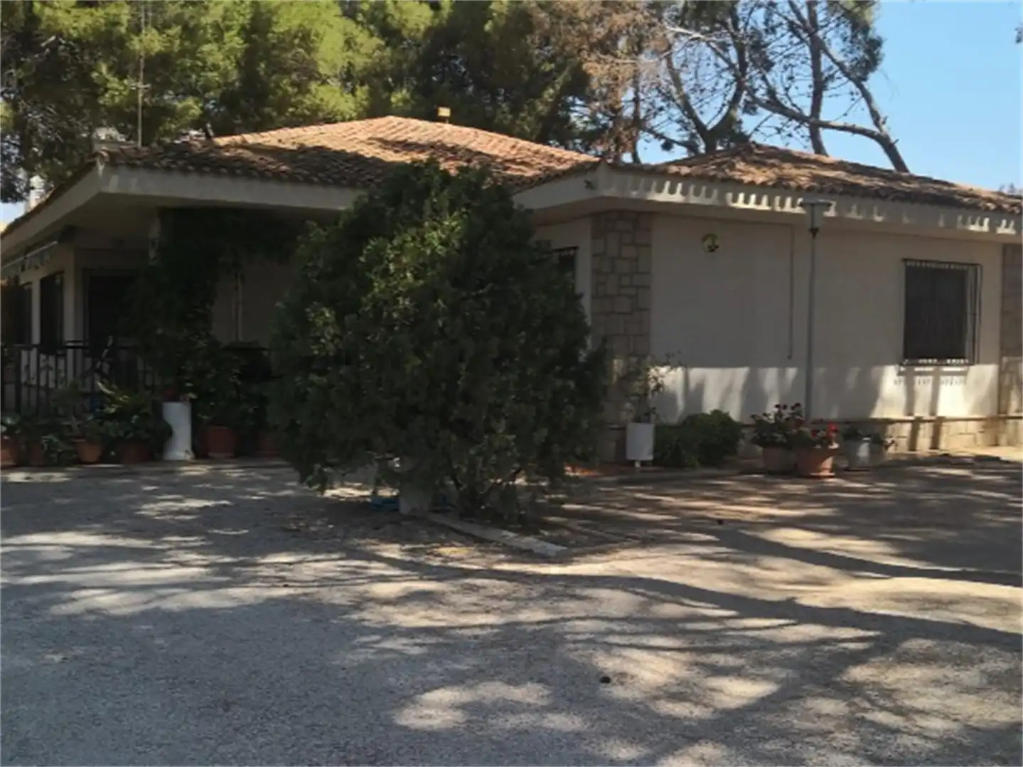 Vista exterior de Casa o xalet per a compartir en Petrer amb Aire condicionat, Calefacció i Terrassa