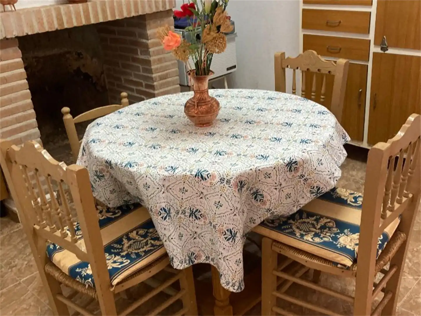 Casa adosada en venta en Calle del Pilar, 7, Abenójar Comedor de Casa adosada en venta en Abenójar con Amueblado