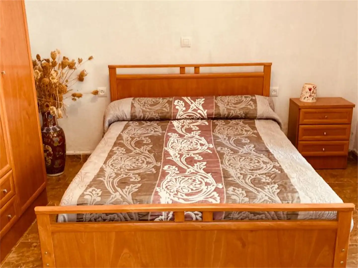 Casa adosada en venta en Calle del Pilar, 7, Abenójar Habitación de Casa adosada en venta en Abenójar con Amueblado