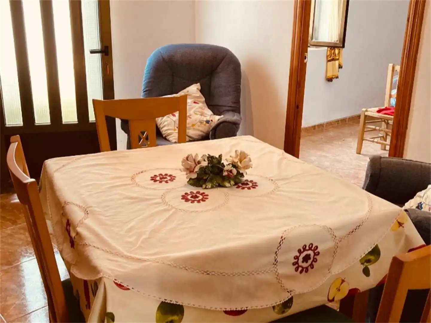 Casa adosada en venta en Calle del Pilar, 7, Abenójar Comedor de Casa adosada en venta en Abenójar con Amueblado