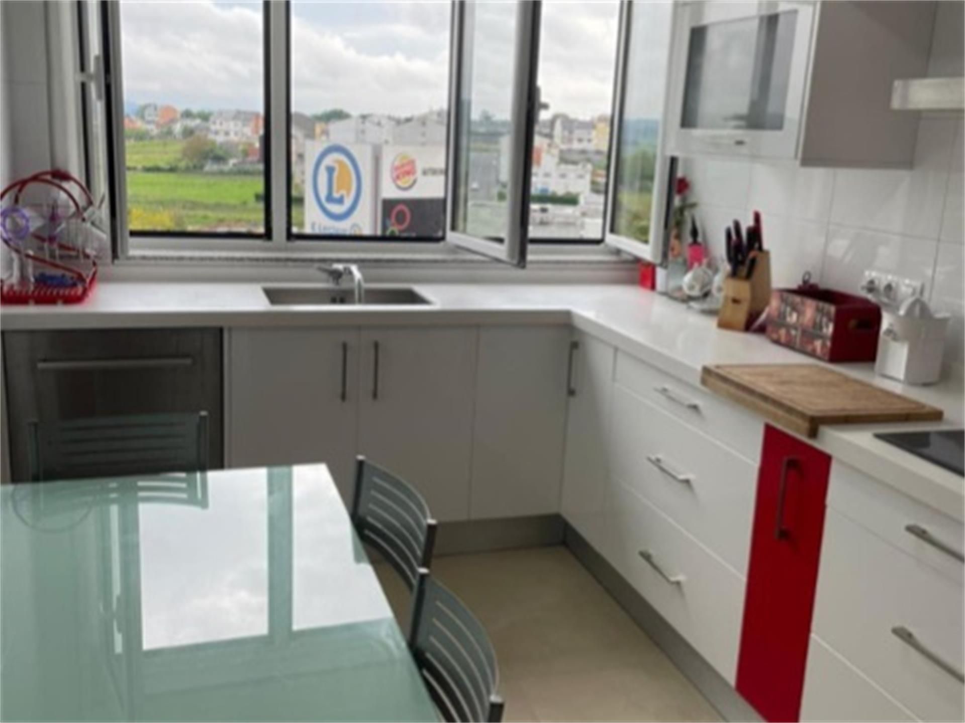 Kitchen of Apartment for sale in Lugo Capital