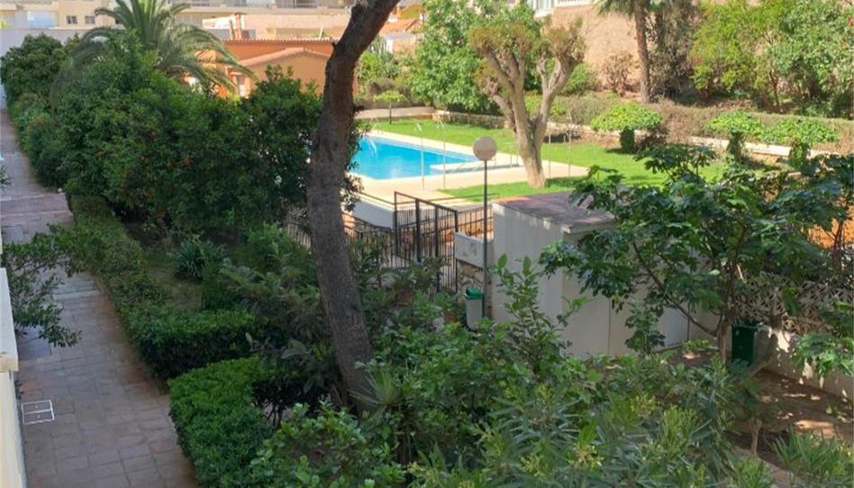 Photo 1 of Flat for sale in Calle Decano Higueras del Castillo, La Carihuela - Los Nidos, Málaga