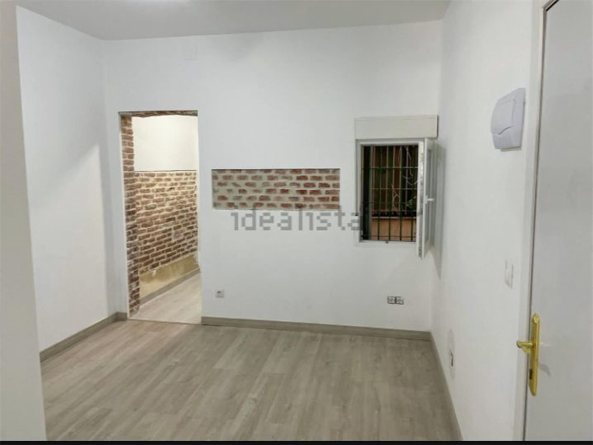Bedroom of Flat for sale in  Madrid Capital