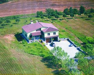 Vista exterior de Finca rústica en venda en Vilobí d'Onyar amb Terrassa i Balcó