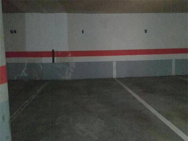 Garaje en Alquiler en Parque de los Lirios en Los Lirios