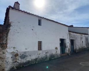 Vista exterior de Casa adosada en venda en Alía