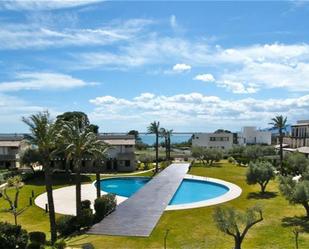 Swimming pool of Single-family semi-detached for sale in El Perelló  with Air Conditioner, Heating and Private garden