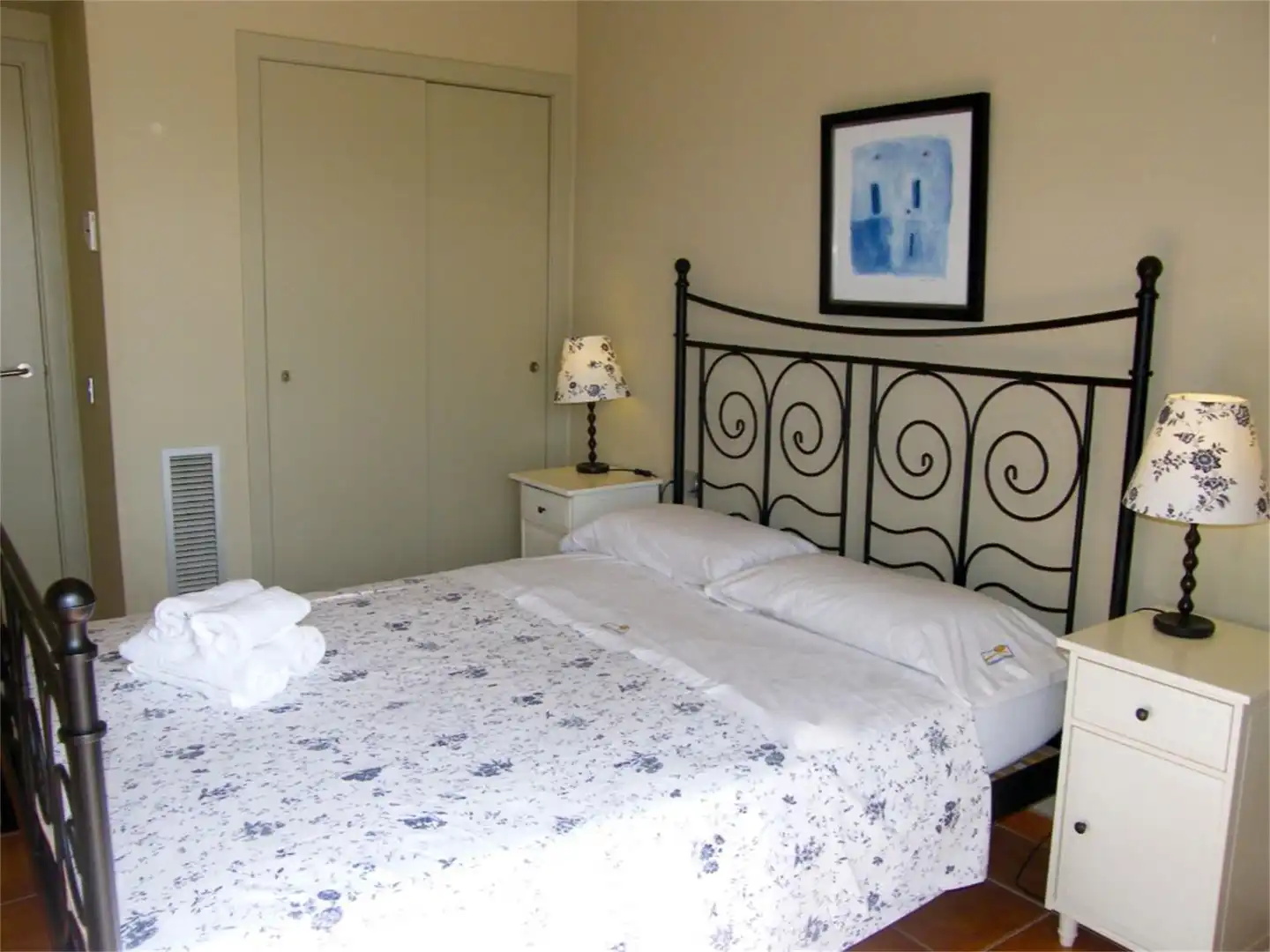 Habitación de Casa adosada en venta en El Perelló con Aire acondicionado, Calefacción y Jardín privado