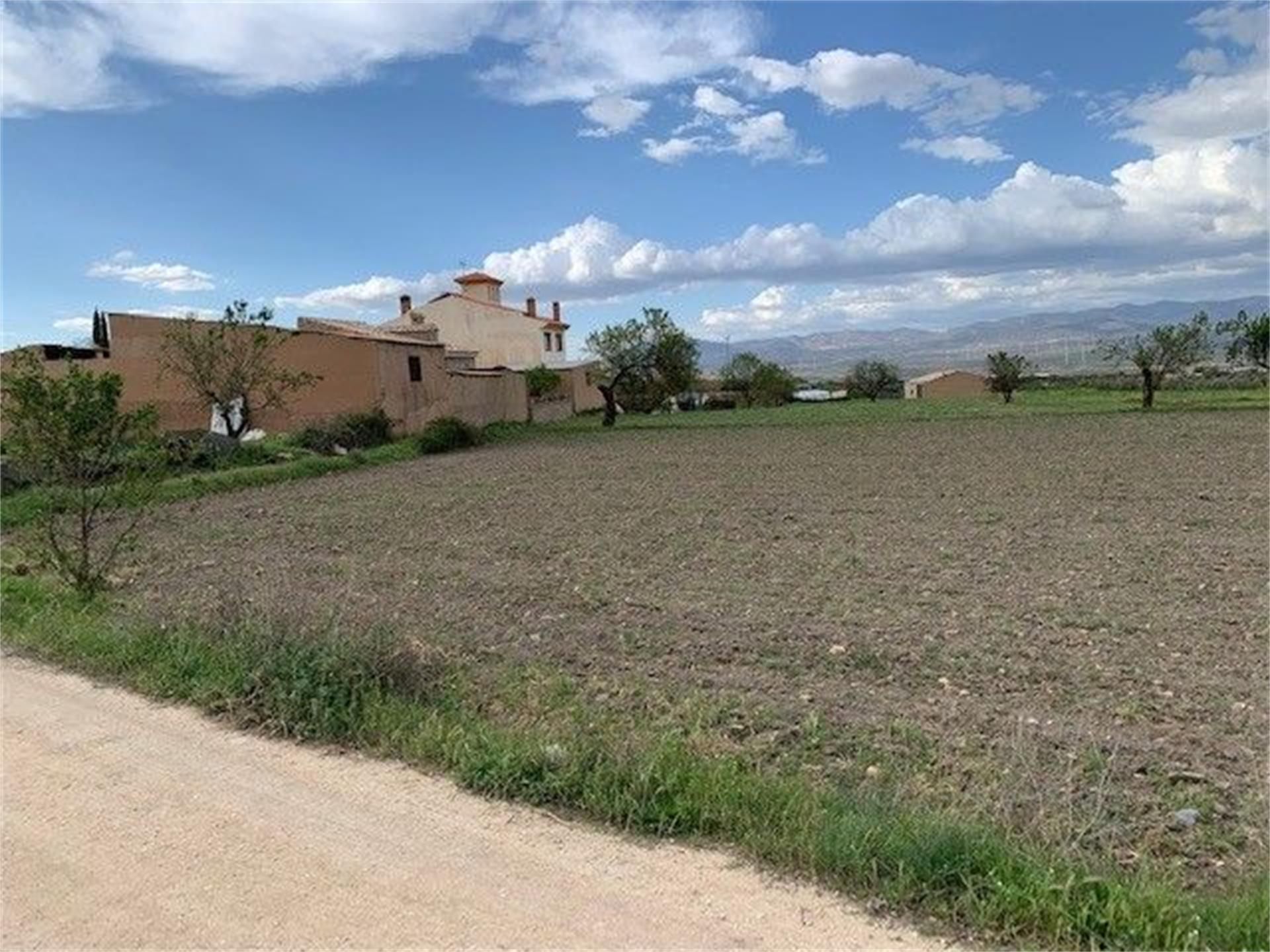 Urbanitzable en venda en Huéneja