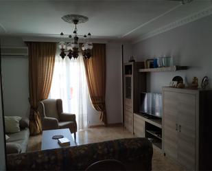 Living room of Single-family semi-detached for sale in El Cuervo de Sevilla  with Air Conditioner, Terrace and Furnished