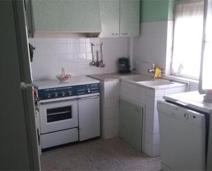 Kitchen of Flat for sale in Valencia de Don Juan