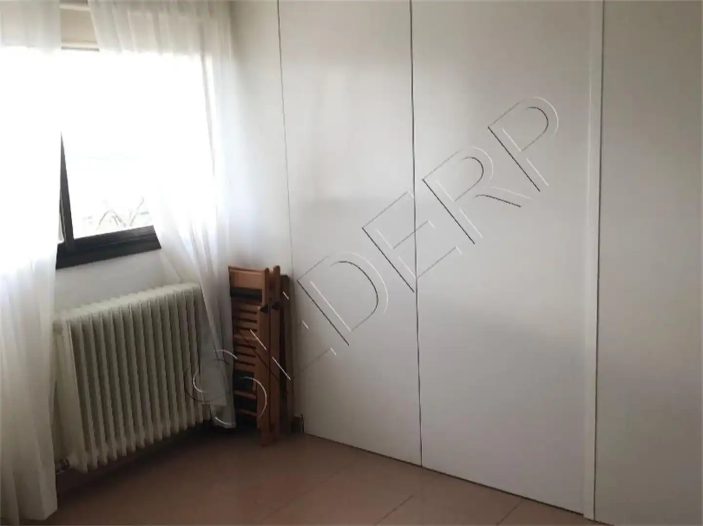 Flat for sale in Avinguda de Cornellà, 26, El Centre Bedroom of Flat for sale in Esplugues de Llobregat with Air Conditioner and Balcony