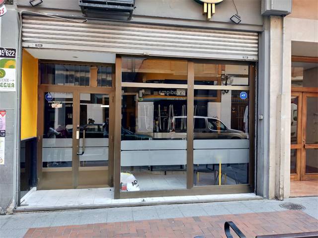 Local comercial en Venta en Calle Labradores en Juzgados