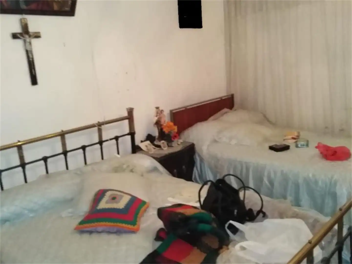 Habitación de Casa adosada en venta en Almonacid del Marquesado con Calefacción y Amueblado