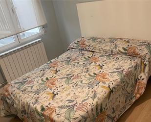 Bedroom of Flat to share in Burgos Capital  with Heating, Parquet flooring and Terrace