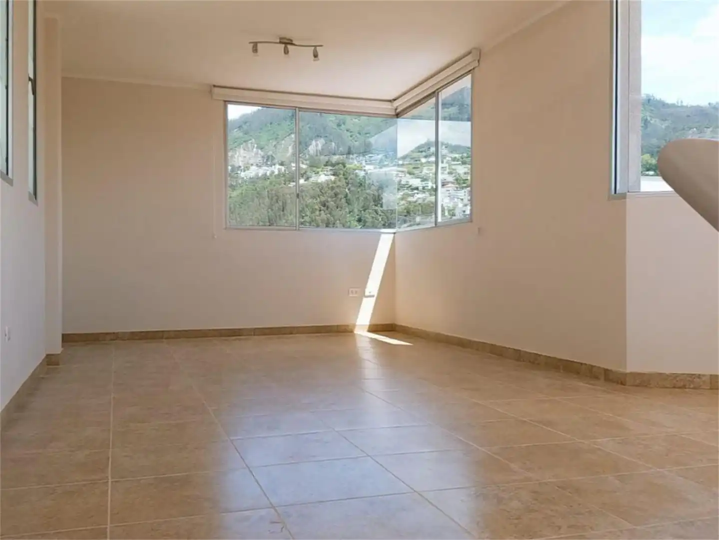 Casa adosada en venta en Avenue Cumba, Bidart Habitación de Casa adosada en venta en Bidart con Jardín privado, Terraza y Balcón