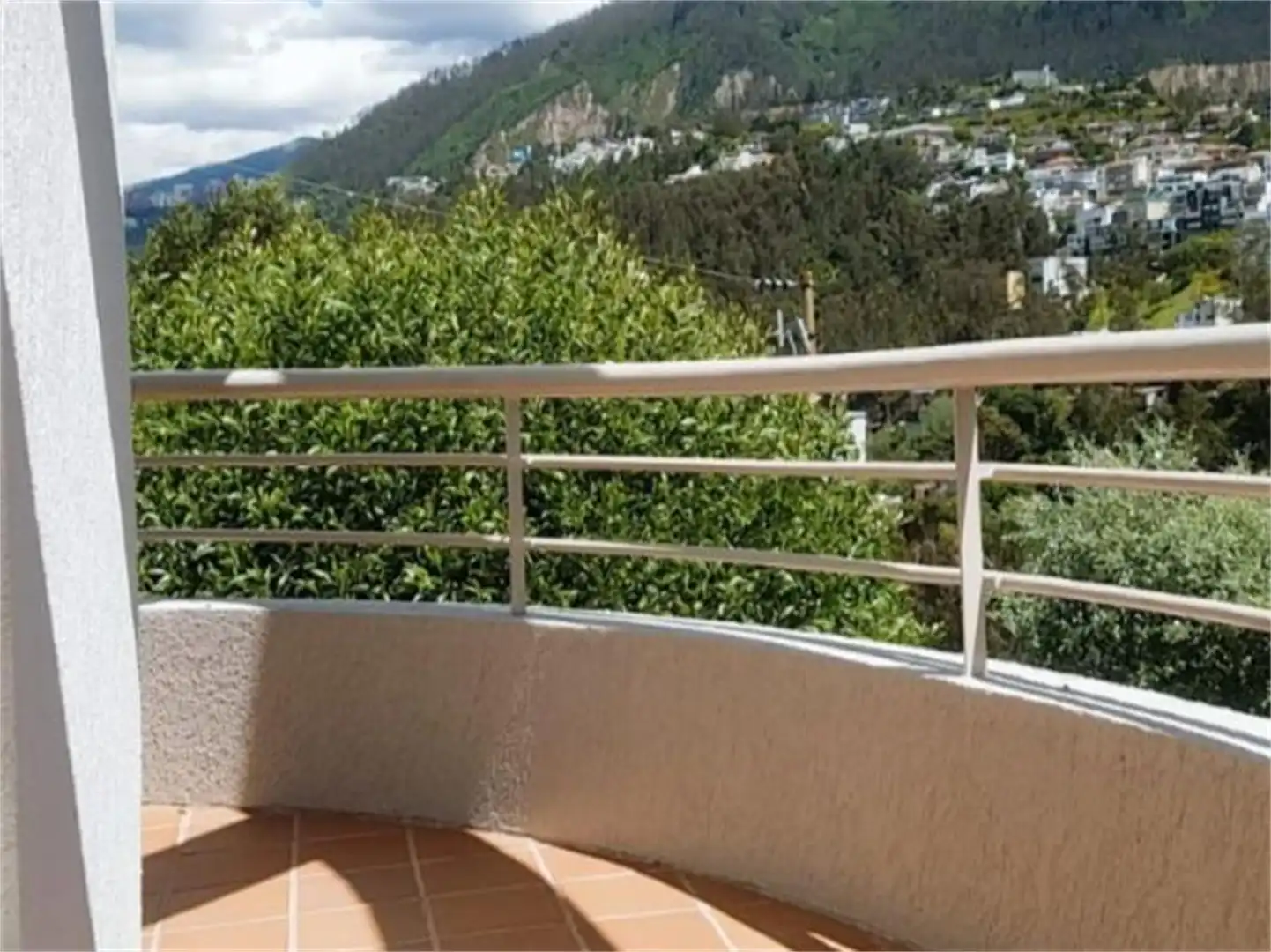 Casa adosada en venta en Avenue Cumba, Bidart Terraza de Casa adosada en venta en Bidart con Jardín privado, Terraza y Balcón