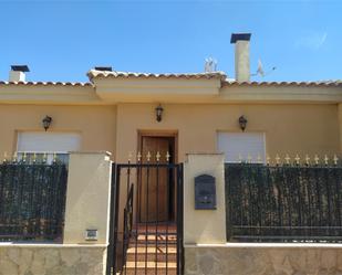 Exterior view of Single-family semi-detached for sale in Algueña