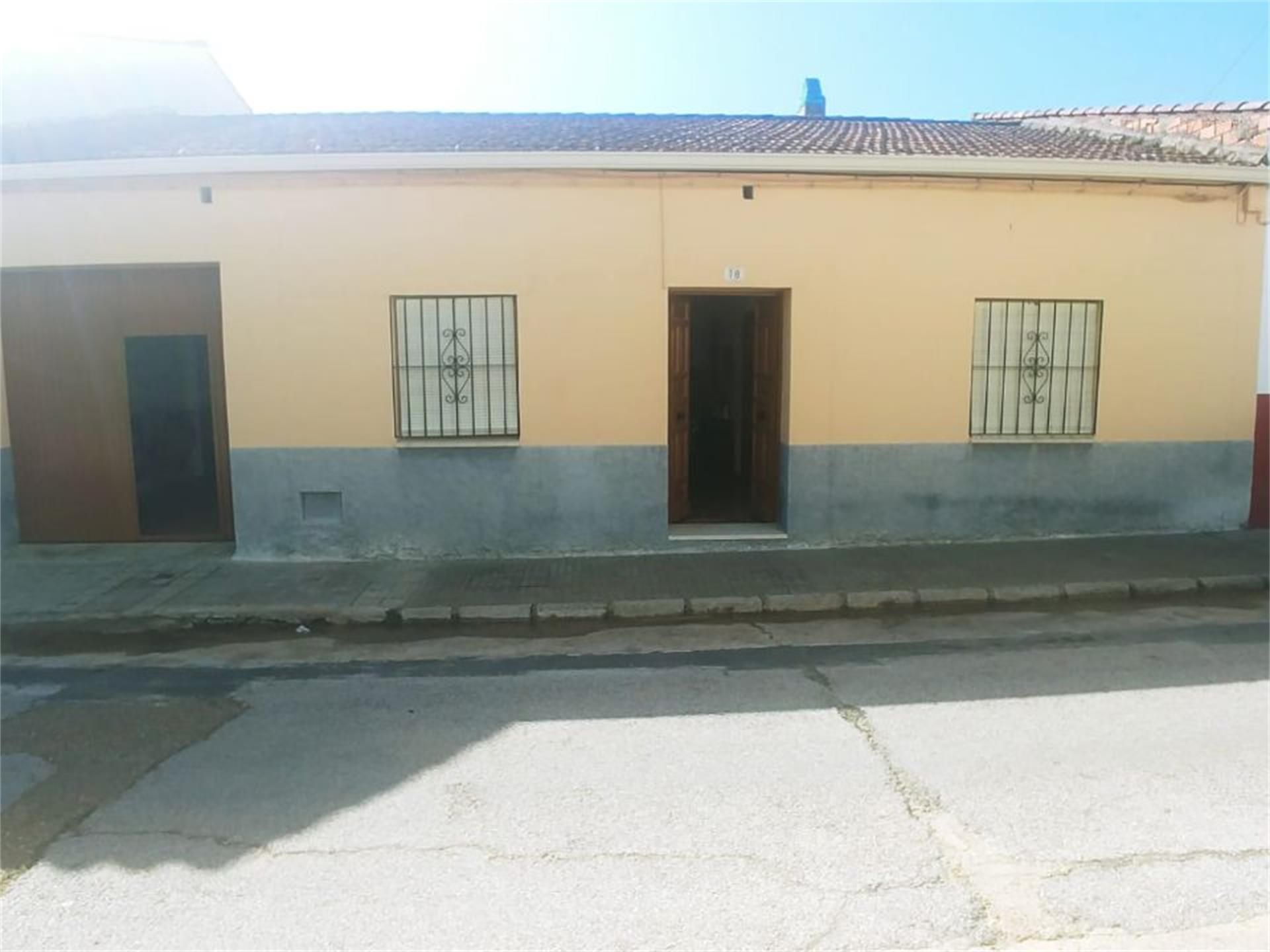 Vista exterior de Casa adosada en venda en Rena