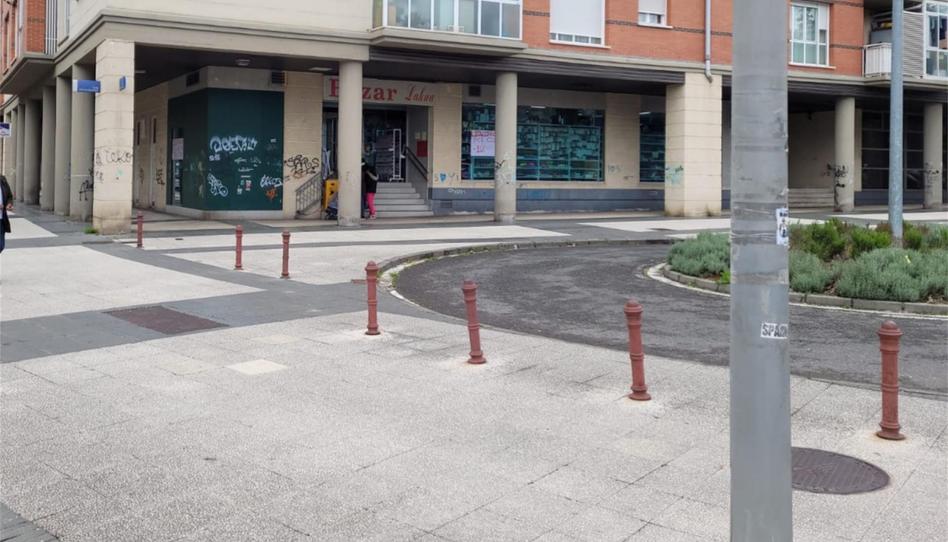 Photo 1 of Premises to rent in Calle Antonio Machado, 35, Lakua-Bizkarra, Araba - Álava