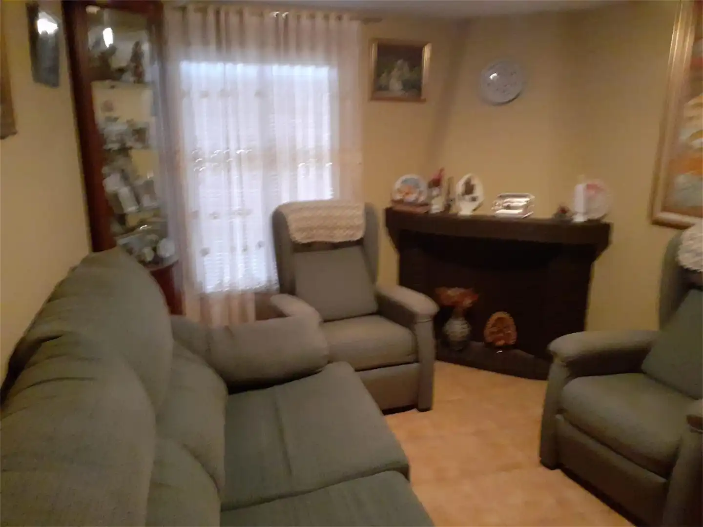 Living room of Detached homes for sale in San Martín de Trevejo  with Furnished, Washing machine and TV