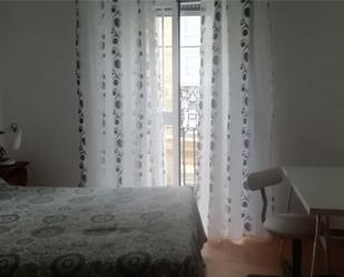 Bedroom of Flat to share in  Cádiz Capital  with Furnished