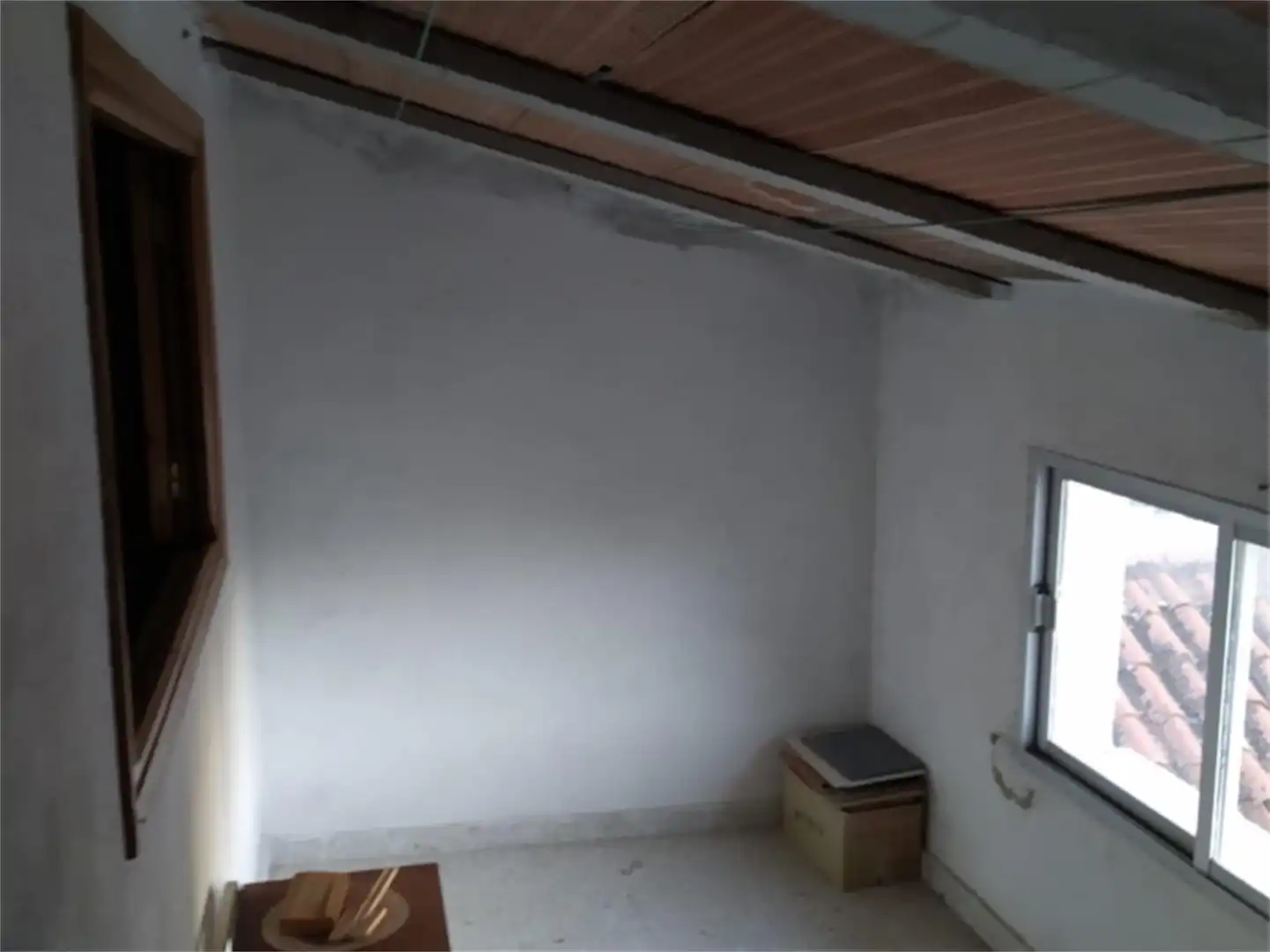 Casa adosada en venda a Calle Mateo El Jardinero, Losar de la Vera Casa adosada en venda en Losar de la Vera amb Traster