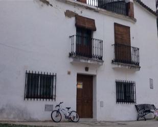 Vista exterior de Casa adosada en venda en Linares de la Sierra amb Terrassa i Balcó