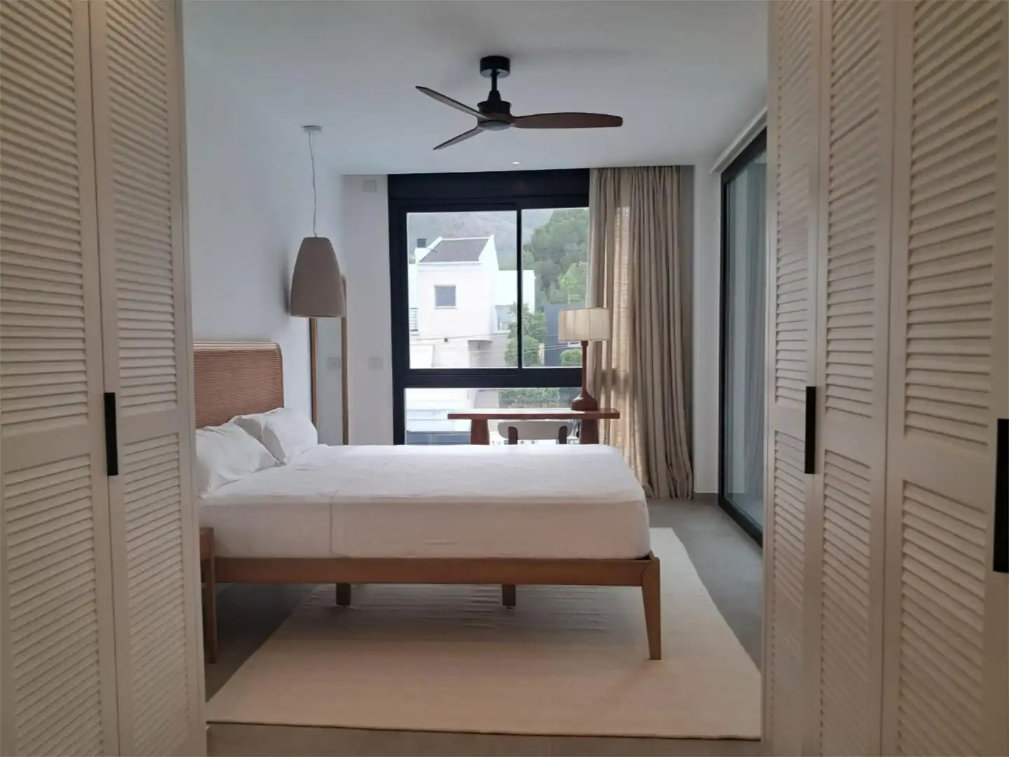 Casa o chalet en venta en Calle Delfín, L'Albir Habitación de Casa o chalet en venta en L'Alfàs del Pi con Aire acondicionado, Calefacción y Jardín privado