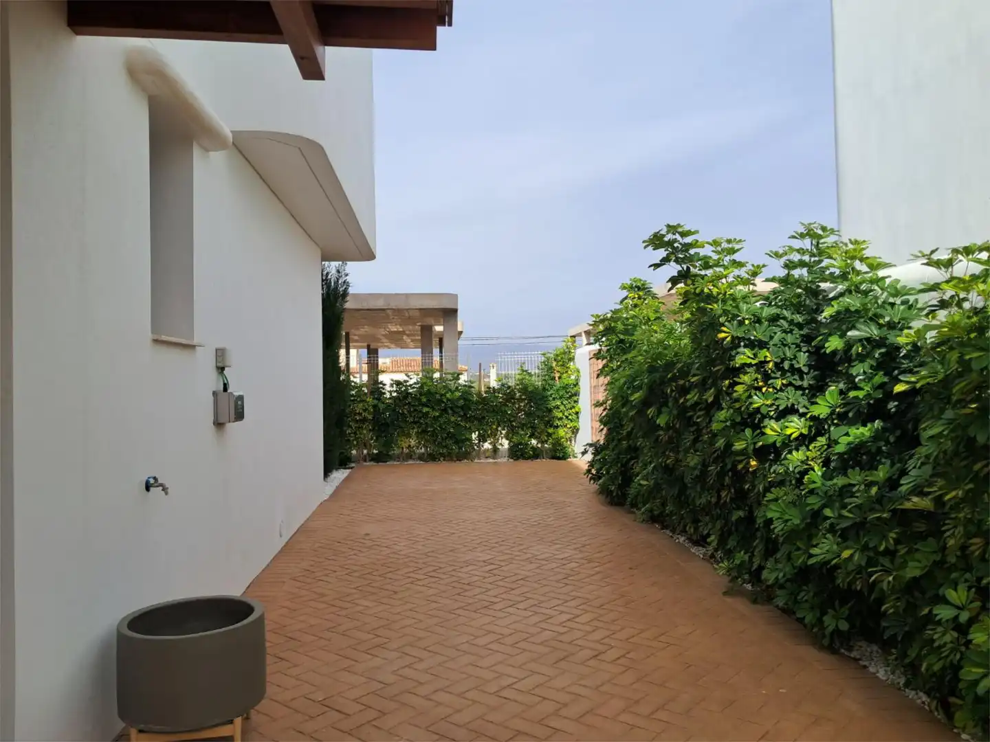 Casa o chalet en venta en Calle Delfín, L'Albir Terraza de Casa o chalet en venta en L'Alfàs del Pi con Aire acondicionado, Calefacción y Jardín privado