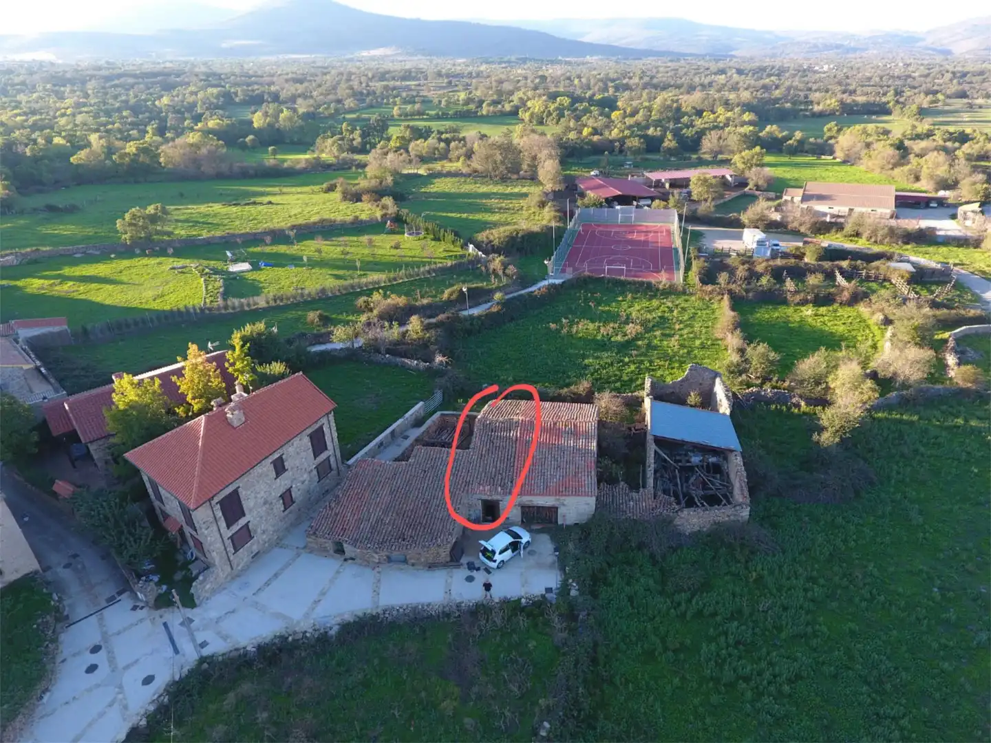 Detached homes for sale in Piñuécar-Gandullas