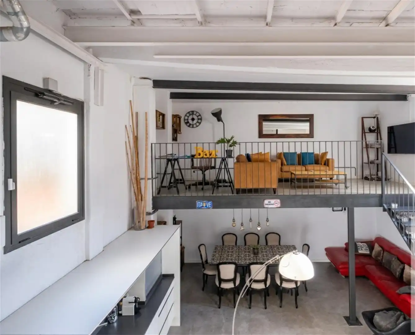 Loft zum Verkauf in Carrer del Taulat, 54, El Poblenou Wohnzimmer von Loft zum Verkauf in Barcelona Capital mit Klimaanlage