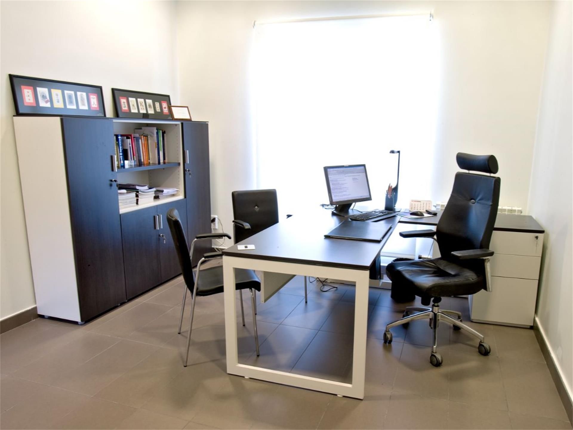 Office to rent in  Logroño