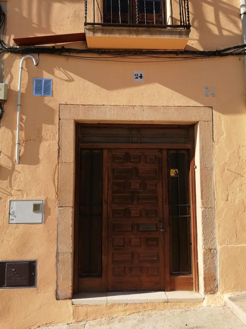 Vista exterior de Casa adosada en venda en Cervera