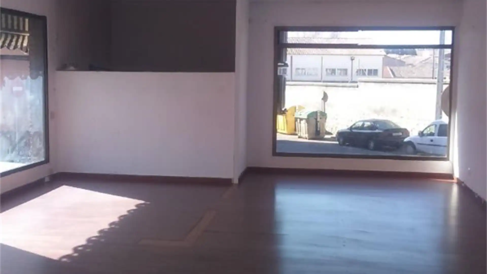 Local en venta en La Puebla de Montalbán