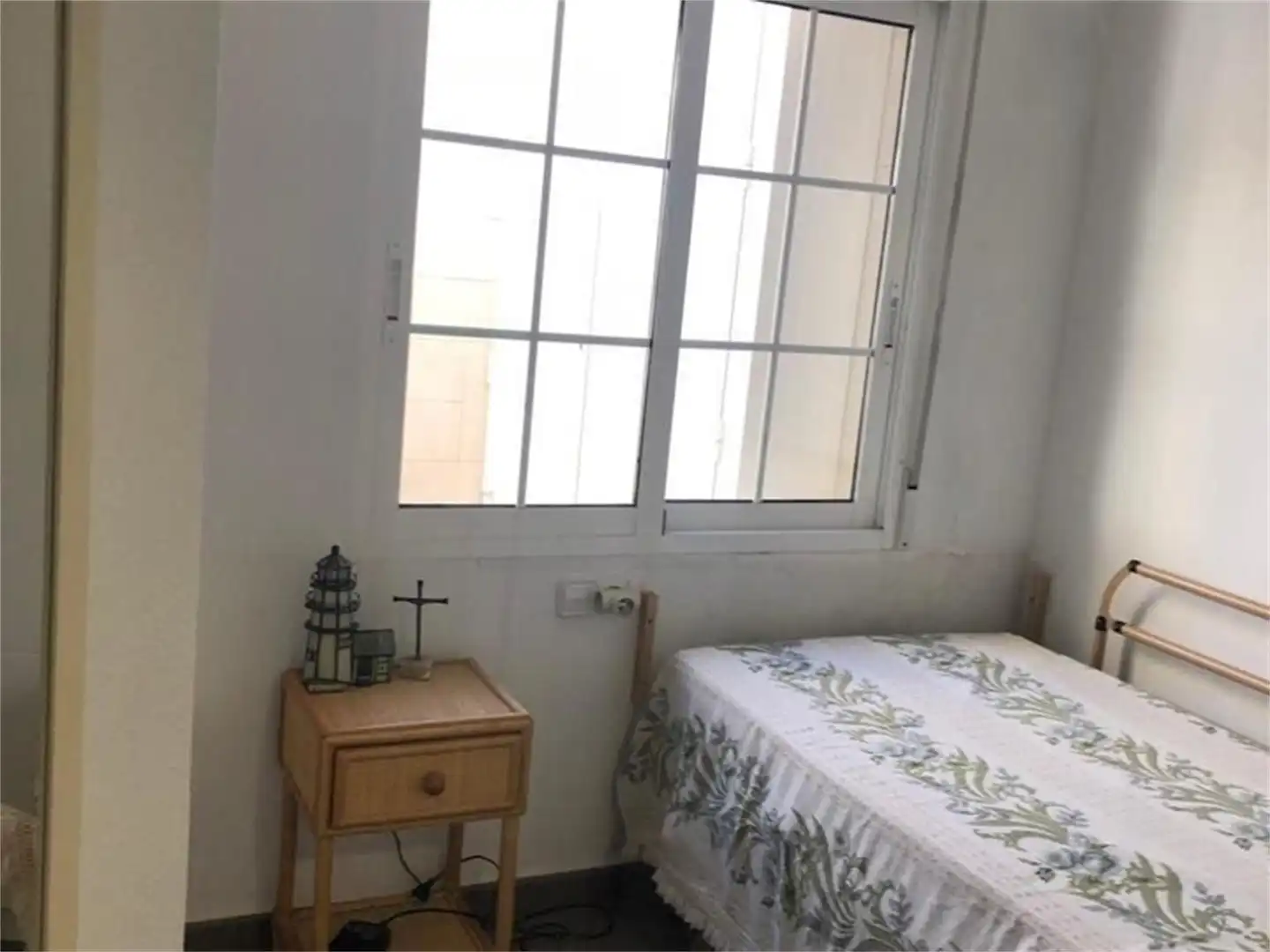Casa adosada en venta en Avenida Saladero, El Mojón - Las Salinas Habitación de Casa adosada en venta en San Pedro del Pinatar con Terraza y Amueblado