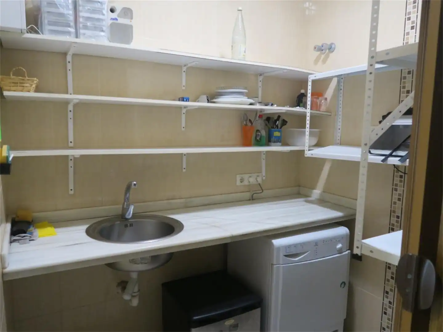Cocina de Local de alquiler en Torrent con Aire acondicionado y Amueblado