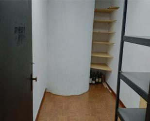 Box room to rent in  Madrid Capital