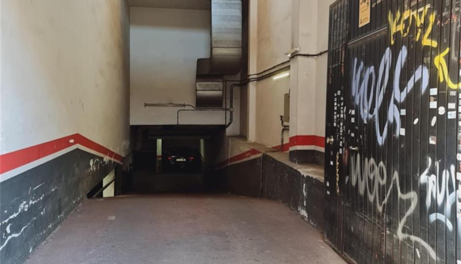 Foto 1 de Garatge en venda a Calle del Saúco, 15, Berruguete, Madrid