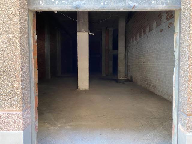 Local comercial en Alquiler en Calle Escultor Piquer, 46 en Torrefiel
