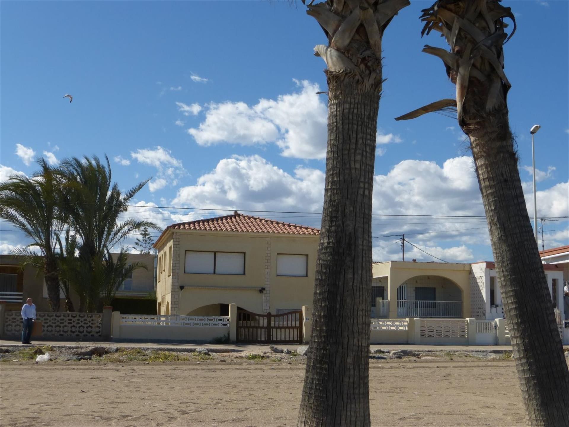 House or chalet to rent in Paseo Marítimo, Playa - Ben Afeli
