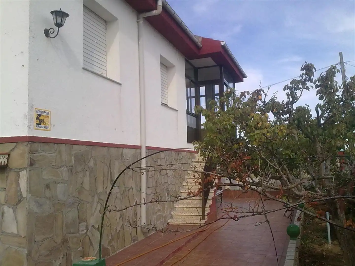 Casa o chalet en venta en Alija del Infantado Vista exterior de Casa o chalet en venta en Alija del Infantado con Jardín privado, Terraza y Trastero