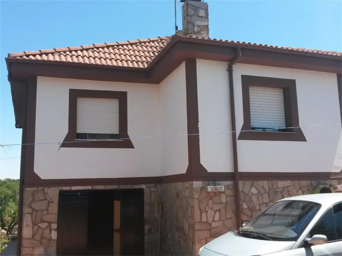 Casa o chalet en venta en Alija del Infantado Vista exterior de Casa o chalet en venta en Alija del Infantado con Jardín privado, Terraza y Trastero